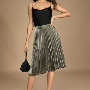 Gold pleated skirt